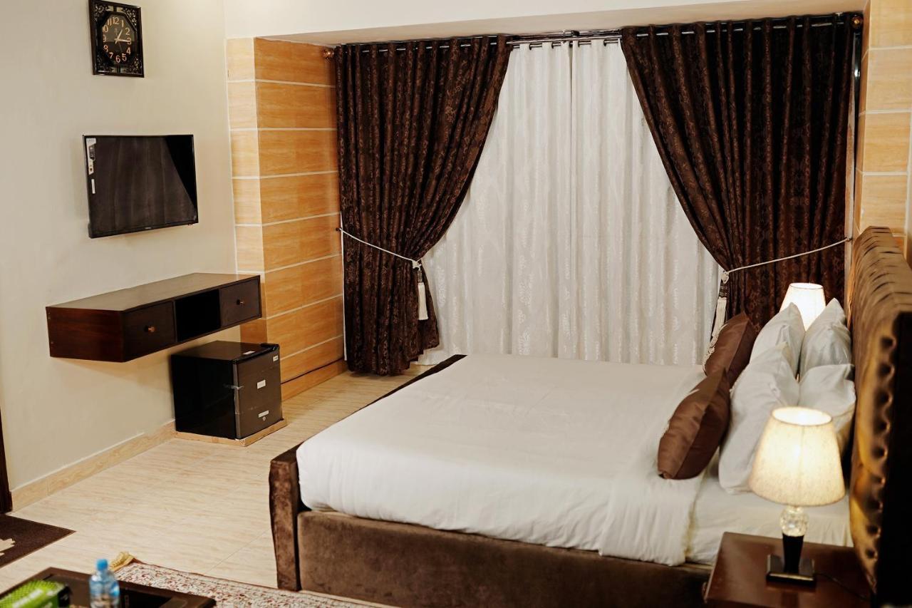 Diamond Lodge Karachi Eksteriør bilde